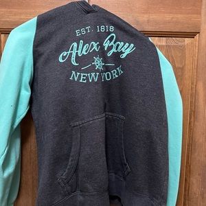 Alex bay sweatshirt